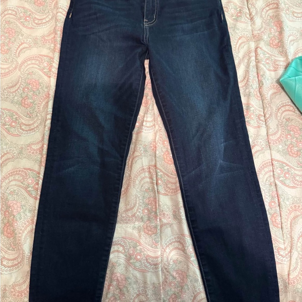 Elegant Navy Women's Skinny Jeans